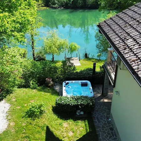 Сasa de vacaciones Kolpa Paradise Jacuzzi & Sauna - Happy