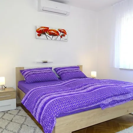 Kolpa Paradise Jacuzzi & Sauna - Happy Сasa de vacaciones *