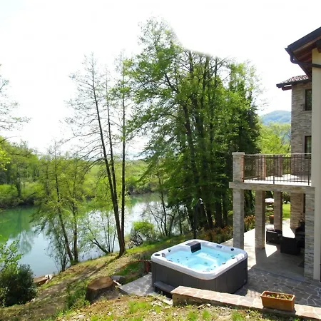 House Kolpa Paradise Whirlpool And Sauna - Happy Metlika