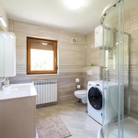 House Kolpa Paradise Whirlpool And Sauna - Happy * Metlika