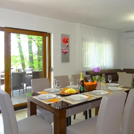 House Kolpa Paradise Whirlpool And Sauna - Happy Сasa de vacaciones